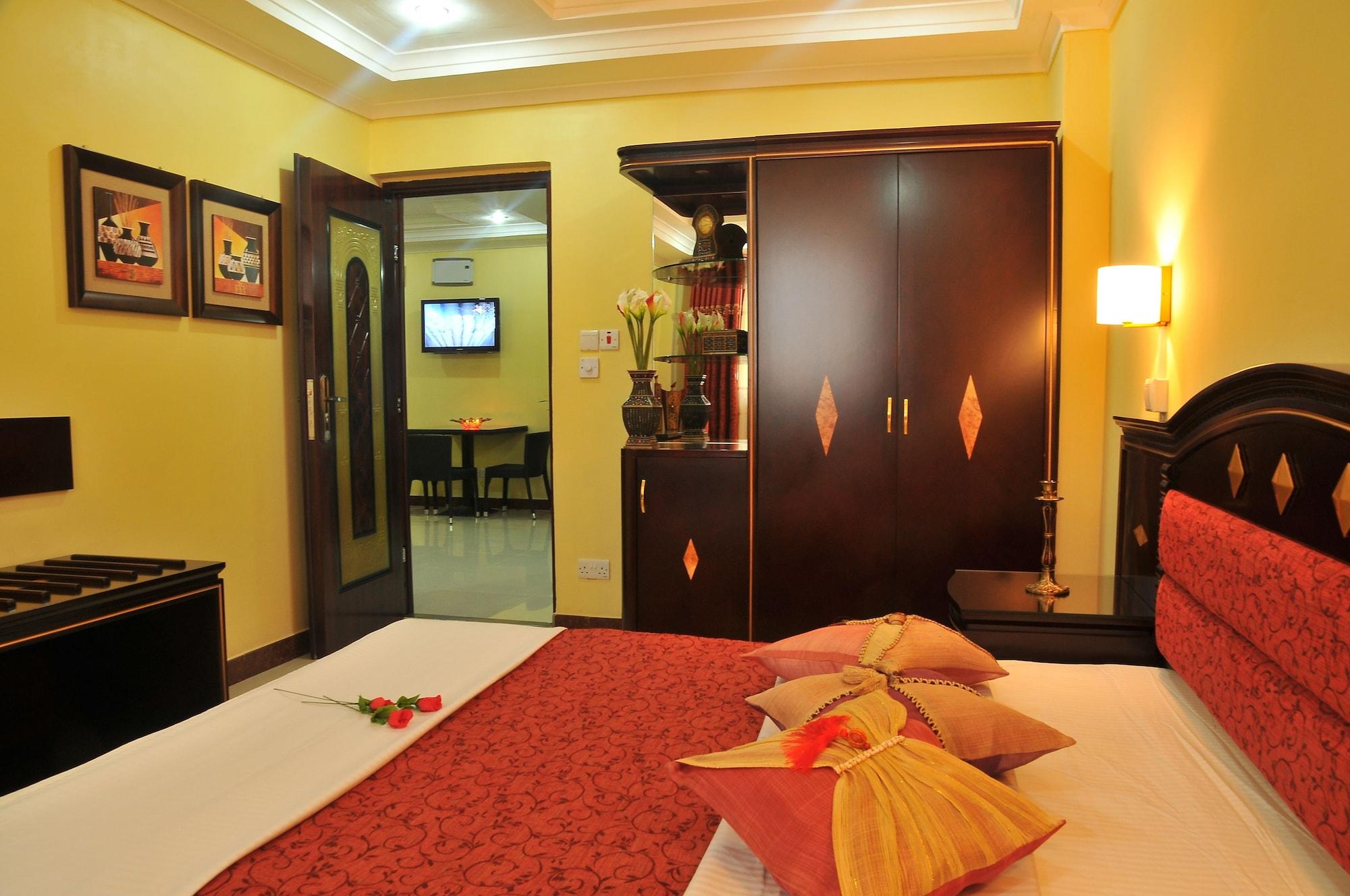 Urban Rose Hotel & Apartments Dar es Salaam Esterno foto
